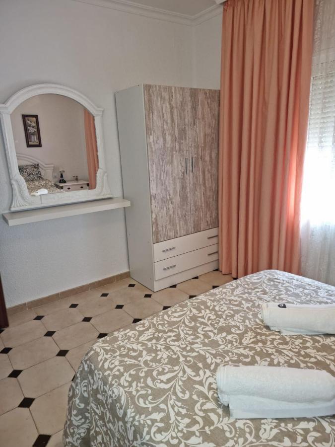 Wish Suite Dolores Leon De Triana Sevilla Exterior foto